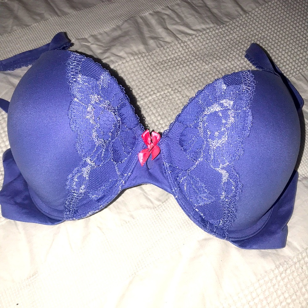 Victoria’s Secret perfect shape 34D